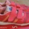 Adidas kislány cipő sportcipő 31-es